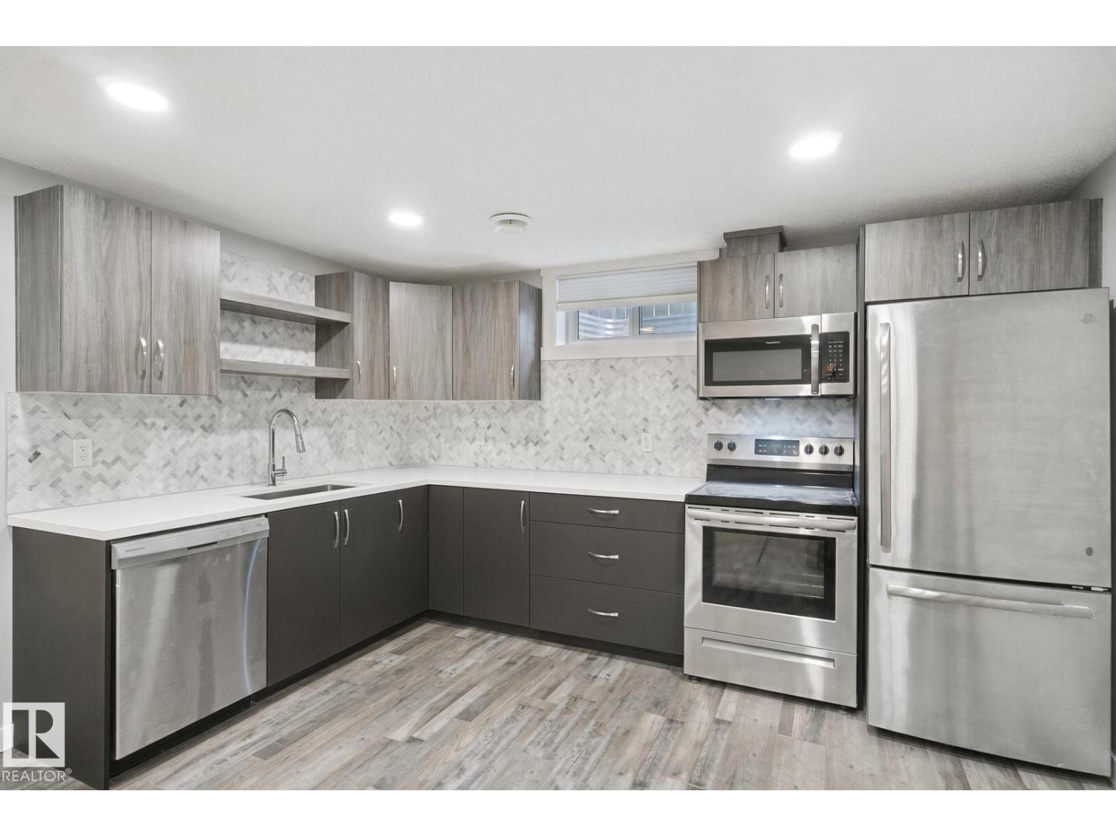 13212 73 ST NW - 31