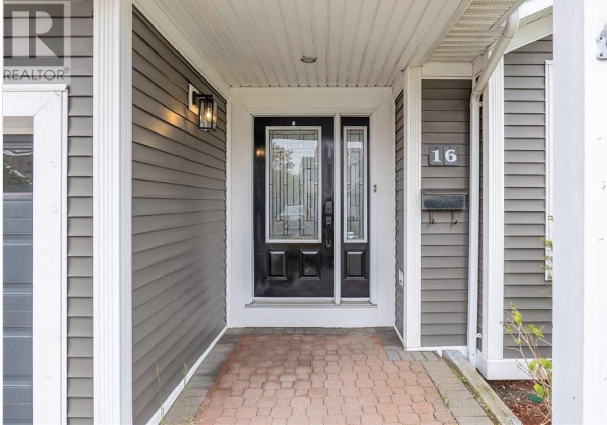 16 Hyde Park Drive, photo 24 of 24