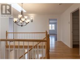 16 Hyde Park Drive thumbnail 12