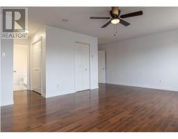 16 Hyde Park Drive thumbnail 14