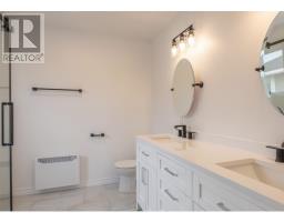 16 Hyde Park Drive thumbnail 15