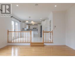16 Hyde Park Drive thumbnail 8