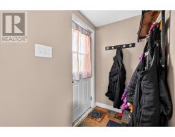 18 Hopedale Crescent thumbnail 24