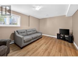 18 Hopedale Crescent thumbnail 30