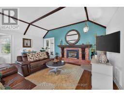 2631 Thompson Road, Fort Erie, ON L2A5M4 Photo 11