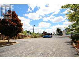 4169 King Street E, Kitchener, ON N2P2E8 Photo 6