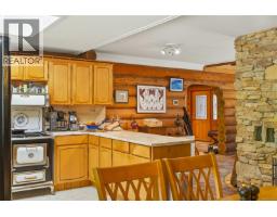 9025 Gilgan St, Honeymoon Bay, BC V0R3E1 Photo 15