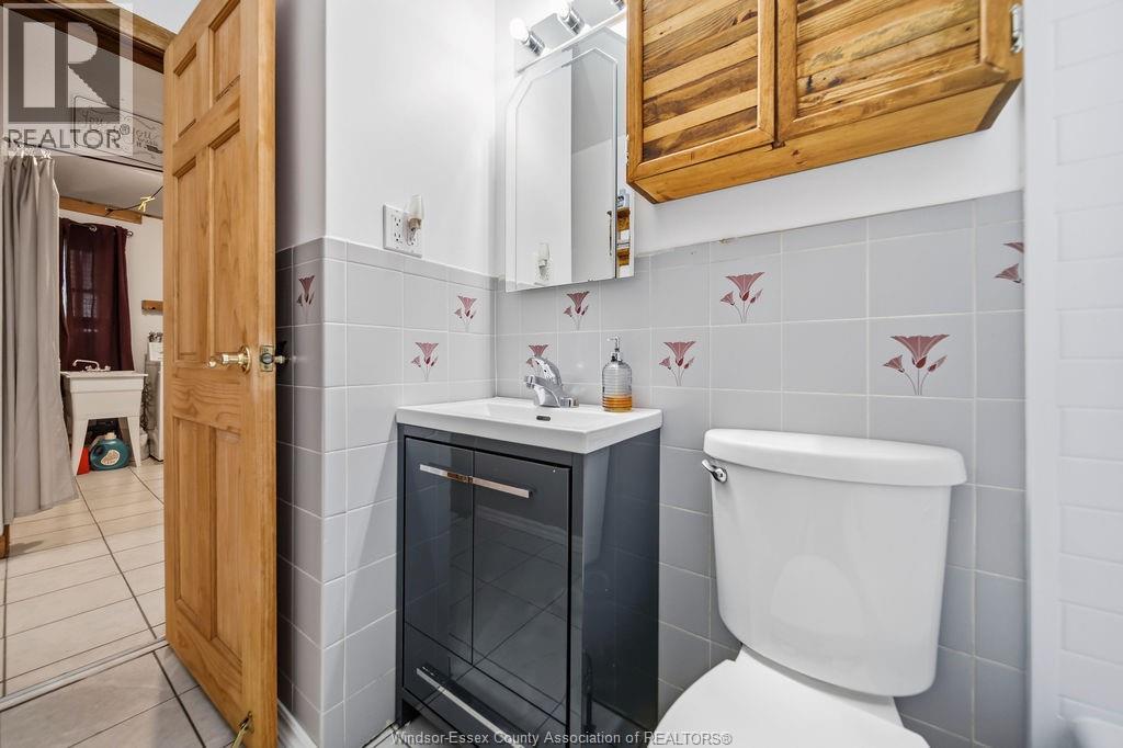 2540 CHANDLER - 21