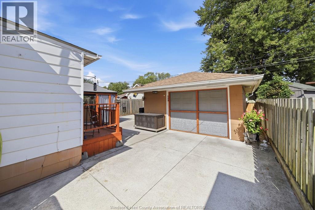 2540 CHANDLER - 25