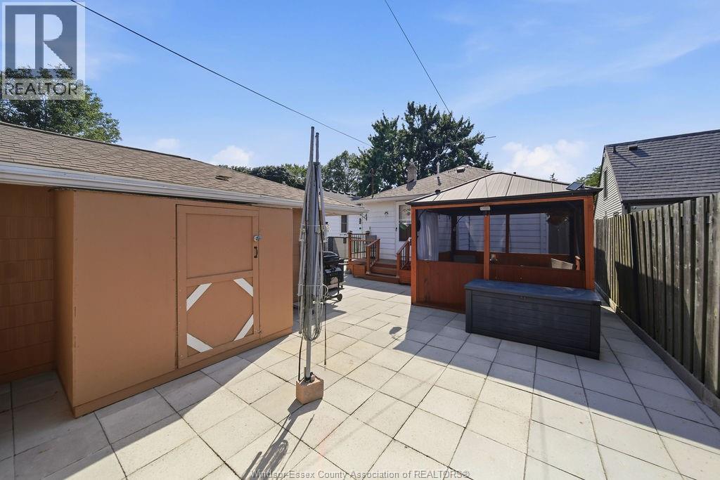 2540 CHANDLER - 30