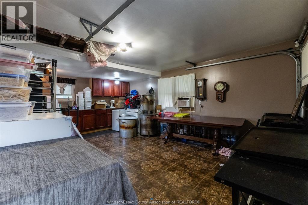 60 Talbot ROAD East - 25