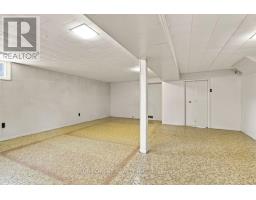 407 Vermont Avenue, London South, ON N5Z3E4 Photo 32