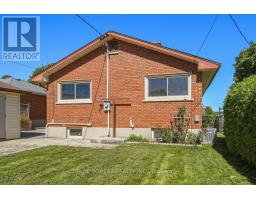 407 Vermont Avenue, London South, ON N5Z3E4 Photo 46