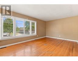 407 Vermont Avenue, London South, ON N5Z3E4 Photo 8