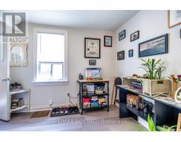 Bedroom - 162 College Avenue, Oshawa, ON L1J1R4 Photo 6
