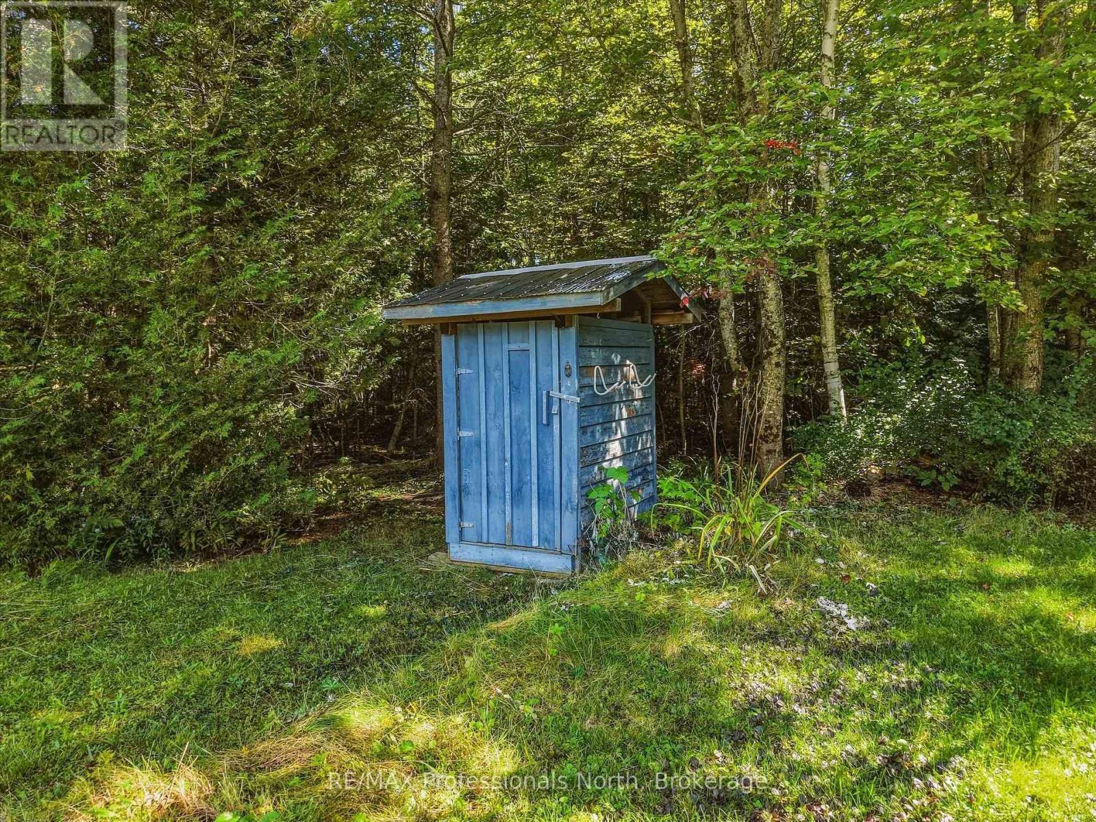 1035 SHERWOOD FOREST ROAD - Image 45
