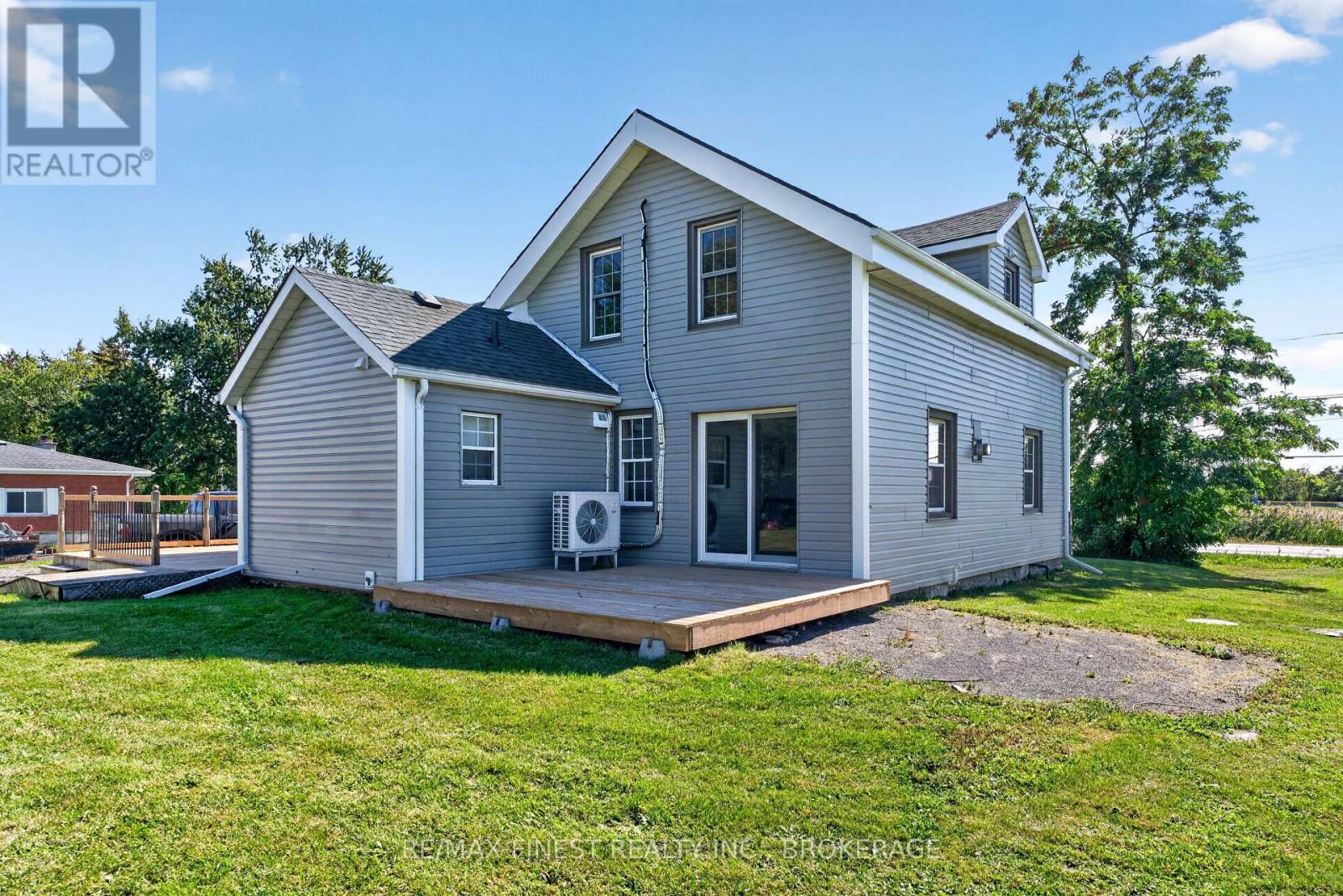 1069 SUNNYSIDE ROAD - 17
