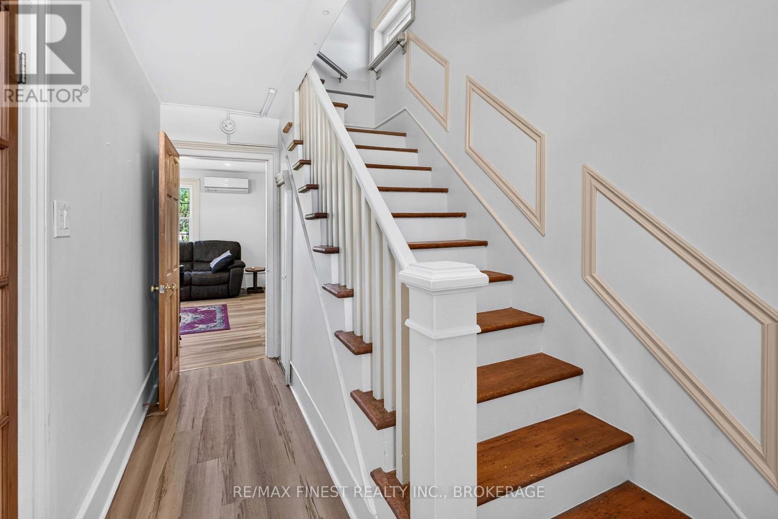 1069 SUNNYSIDE ROAD - 27