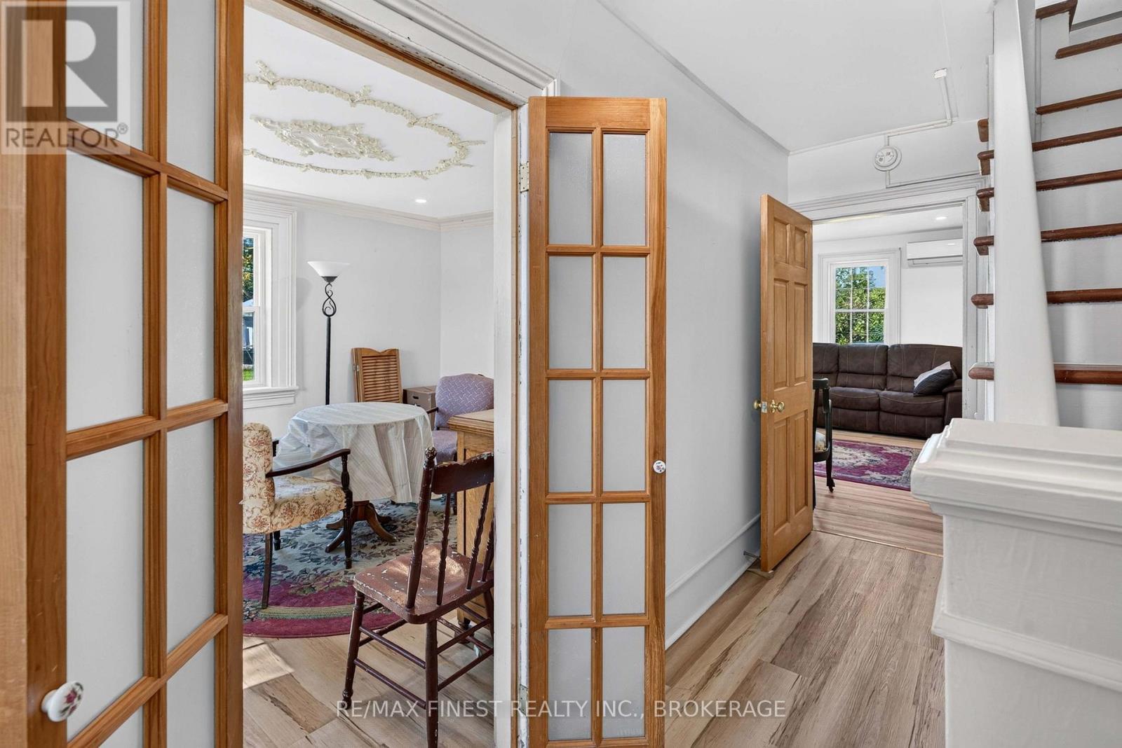 1069 SUNNYSIDE ROAD - Image 28