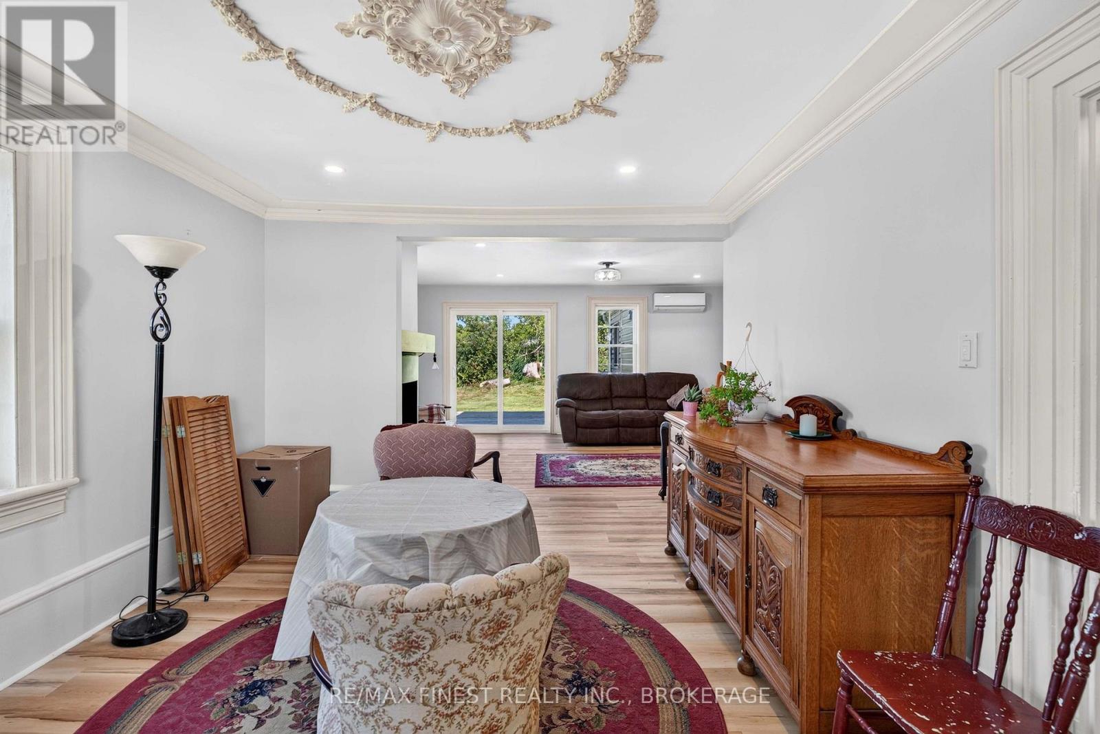 1069 SUNNYSIDE ROAD - 29