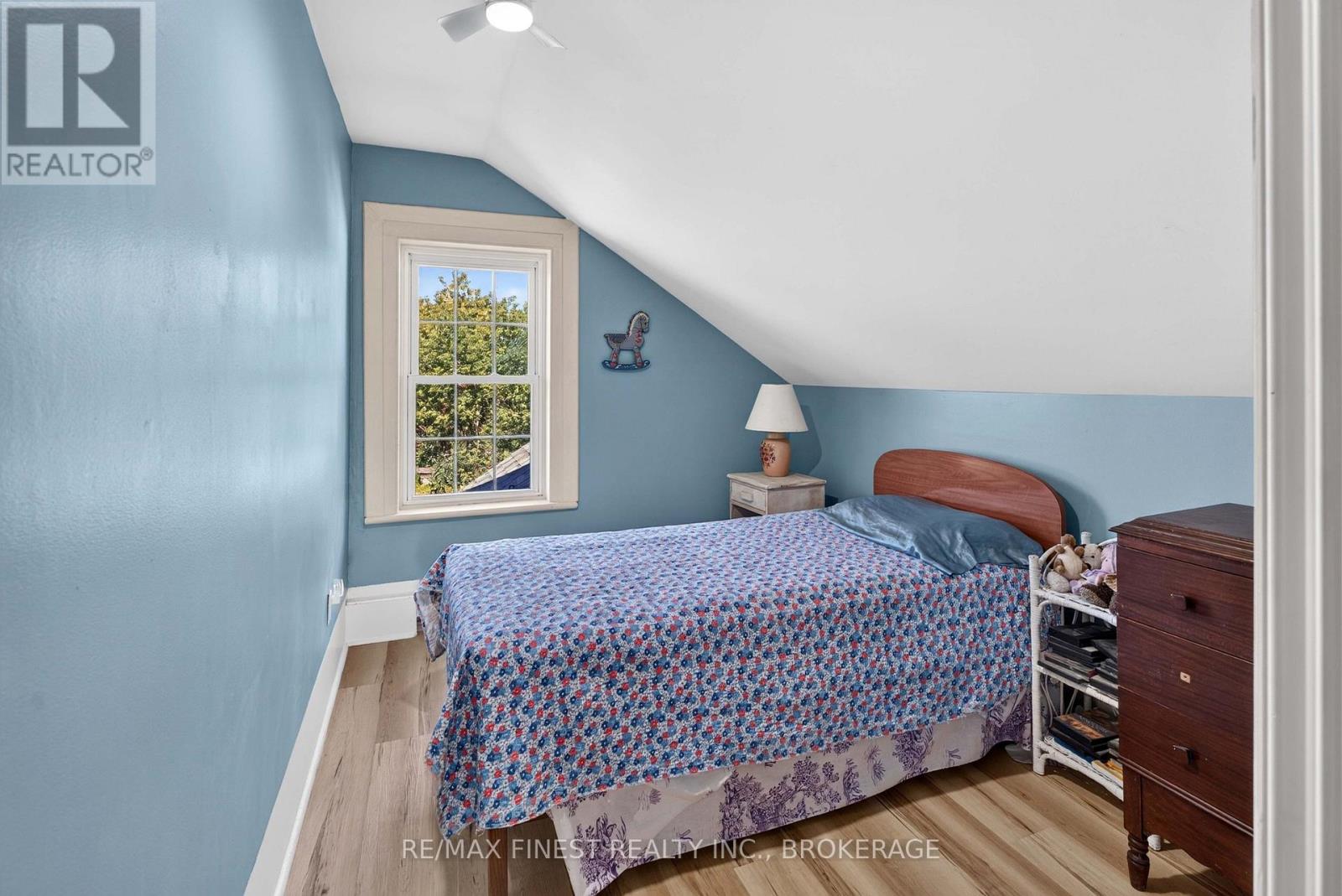 1069 SUNNYSIDE ROAD - 31