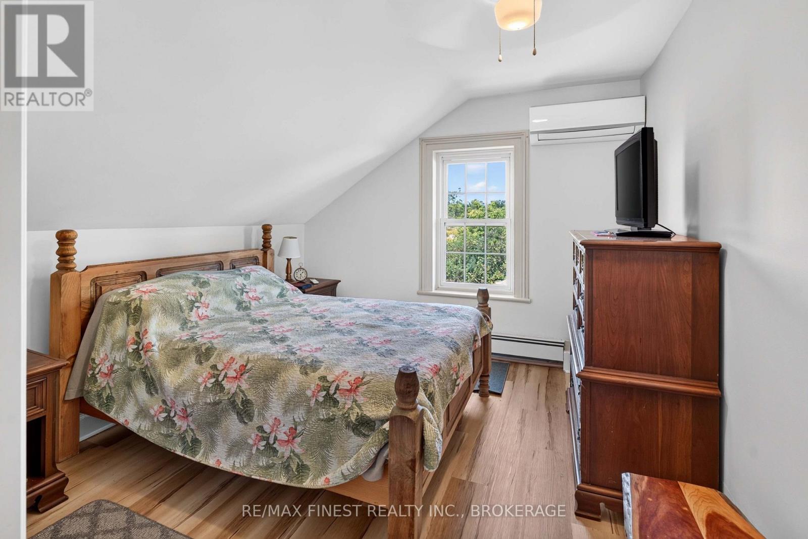 1069 SUNNYSIDE ROAD - 33