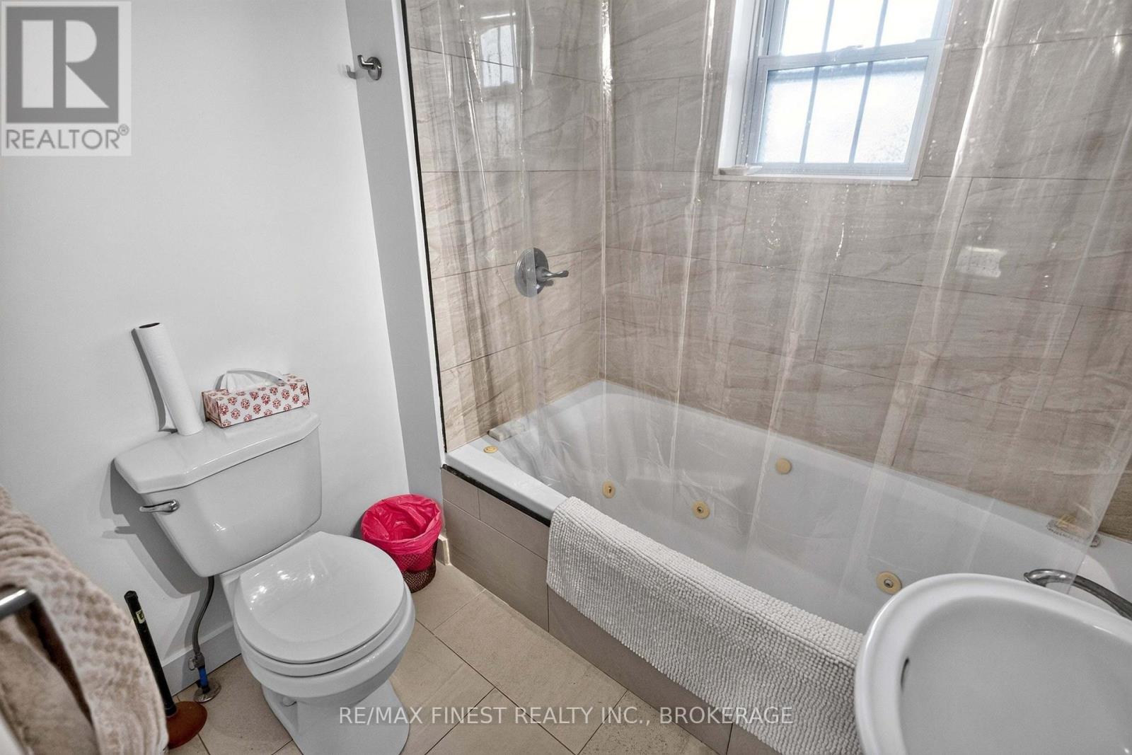 1069 SUNNYSIDE ROAD - 35