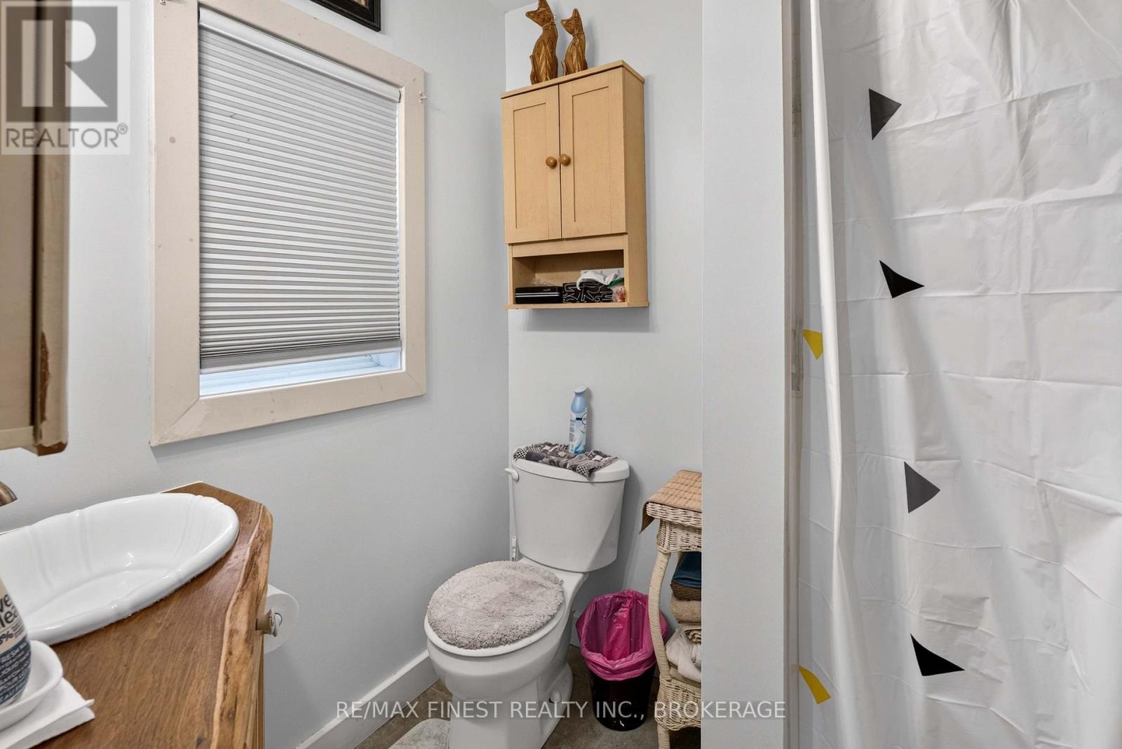 1069 SUNNYSIDE ROAD - 37