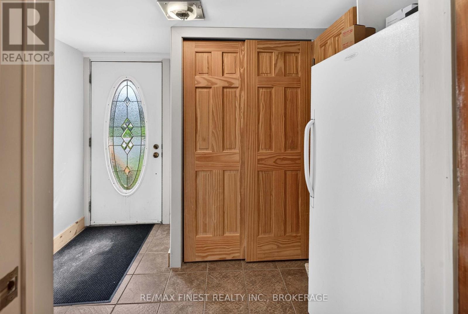 1069 SUNNYSIDE ROAD - 39