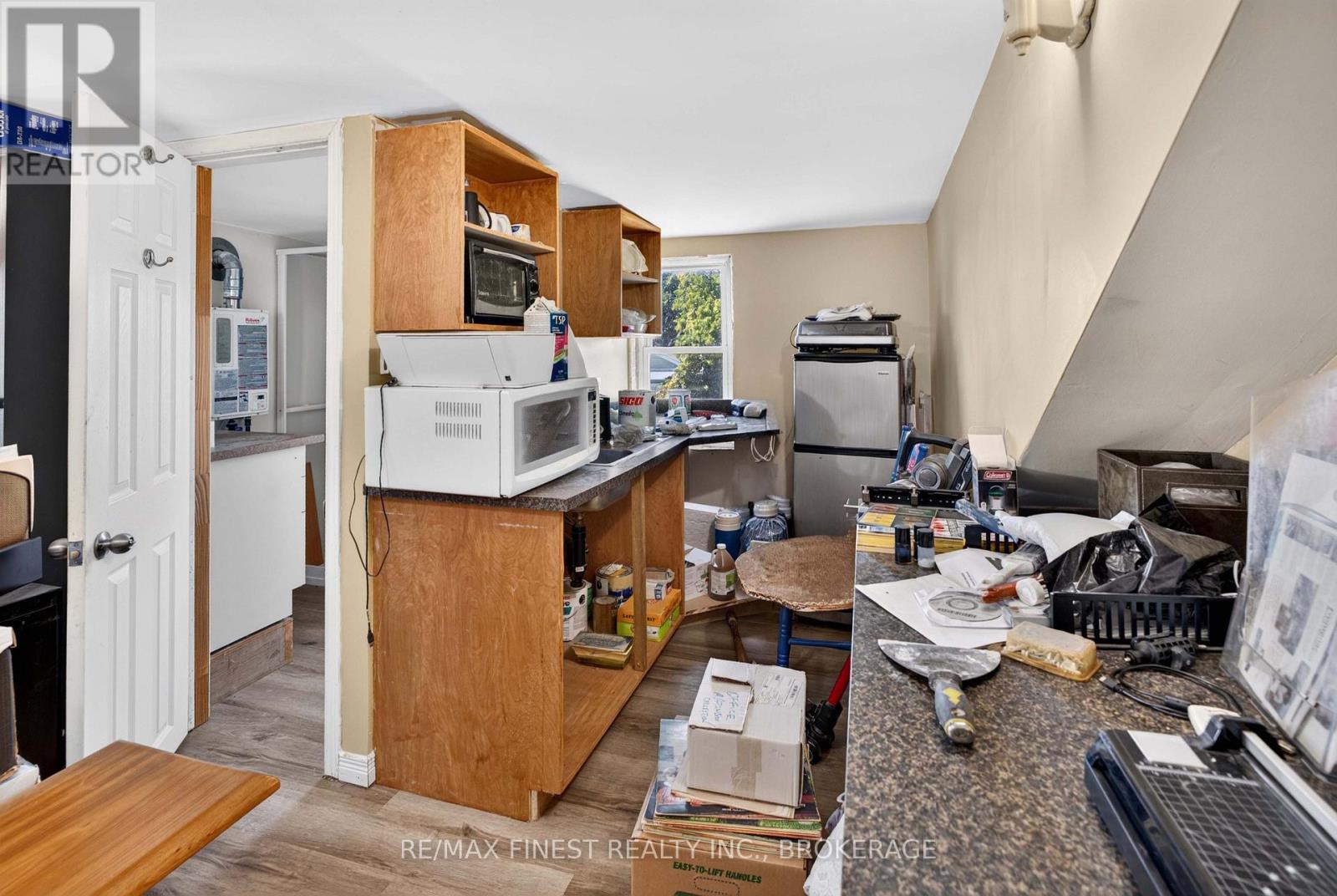 1069 SUNNYSIDE ROAD - 42