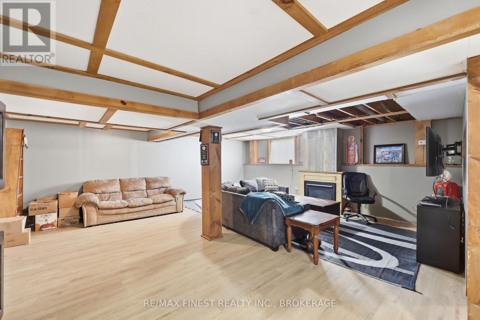 2243 DESERONTO ROAD - Image 22