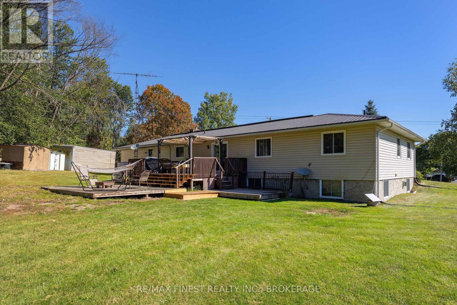 2243 DESERONTO ROAD - Image 33