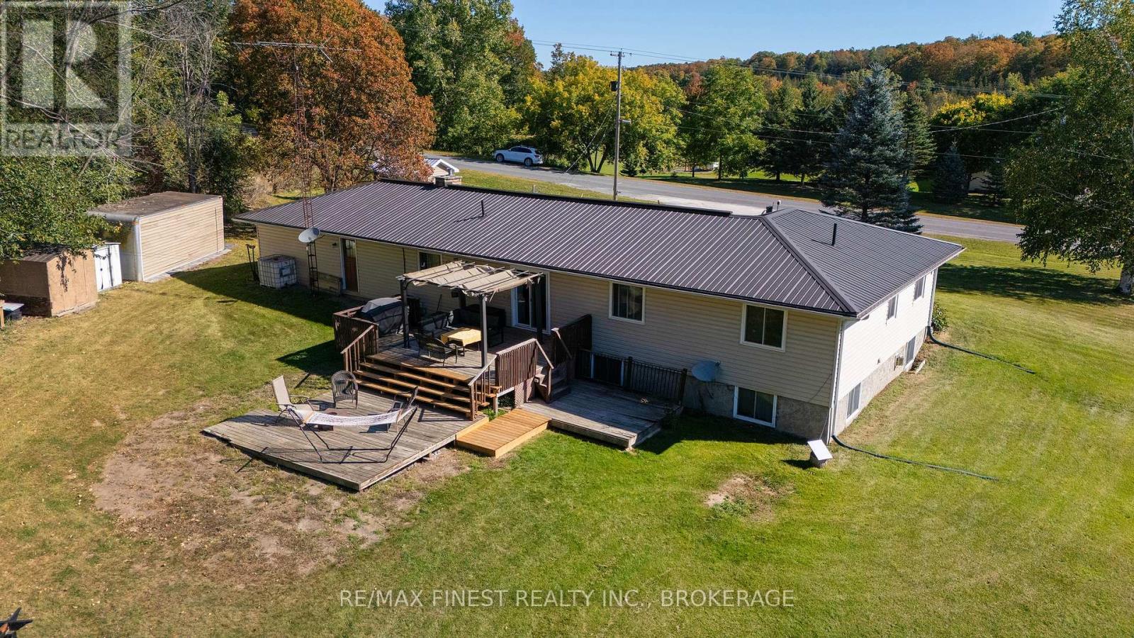 2243 DESERONTO ROAD - Image 41