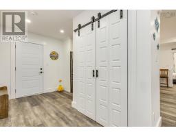6718 1 Highway, Coldbrook, NS B4R1B7 Photo 17