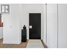 1802 - 11 Lillian Street, Toronto, ON M4S2H7 Photo 7