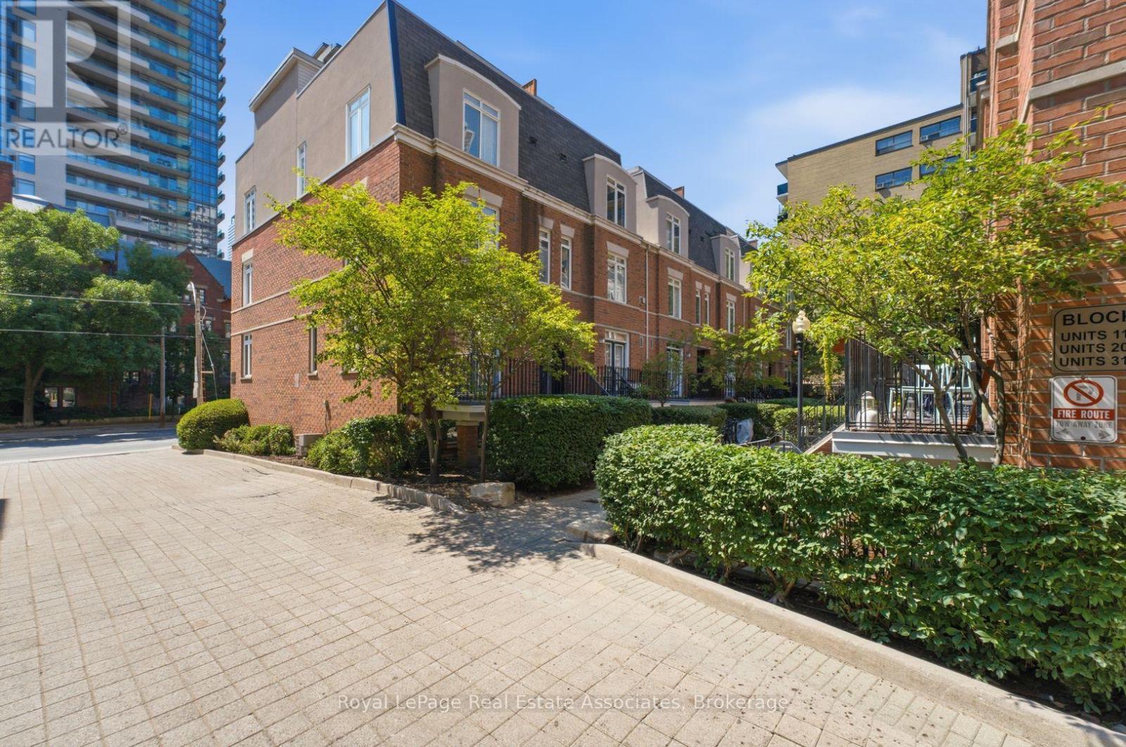 #206 415 JARVIS STREET - 22