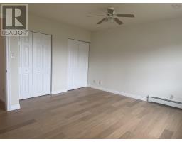 3pc Ensuite bath - 78 Currie St Street, Glace Bay, NS B1A5E4 Photo 6