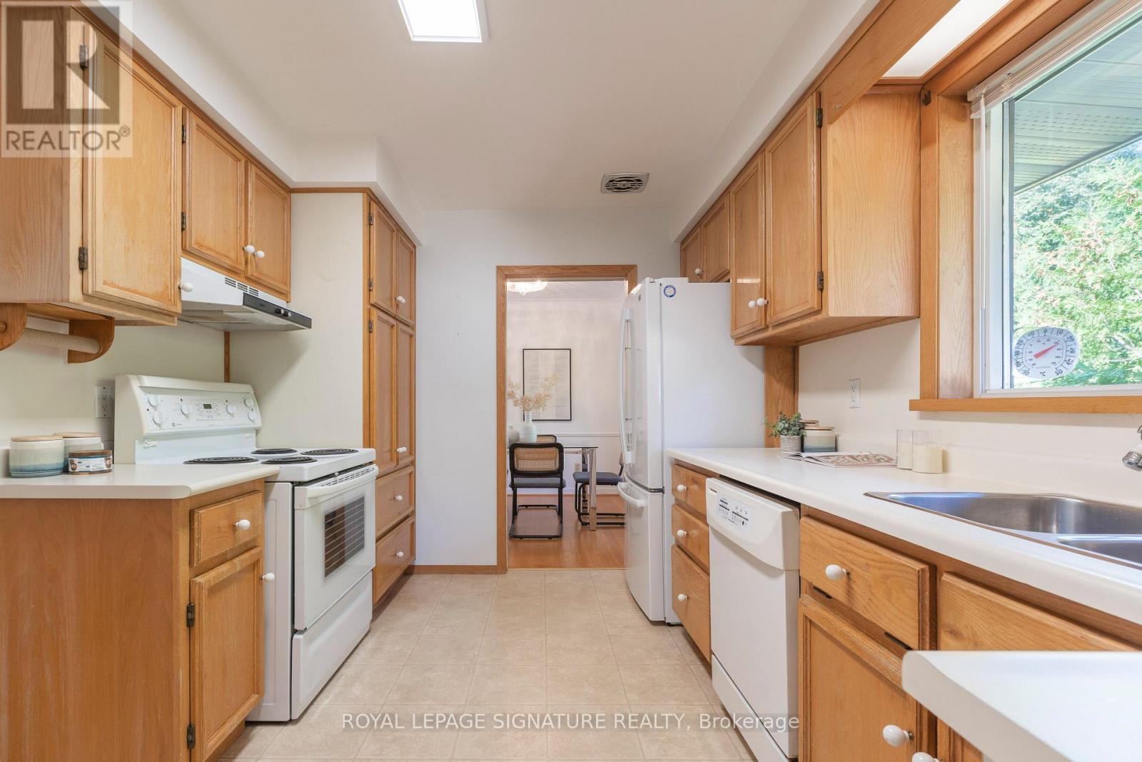 46 STONEY CREEK DRIVE - 13