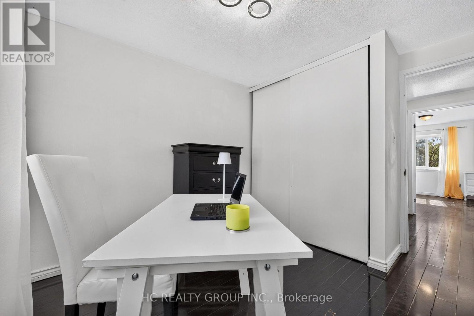 #10 50 BLACKWELL AVENUE - 18