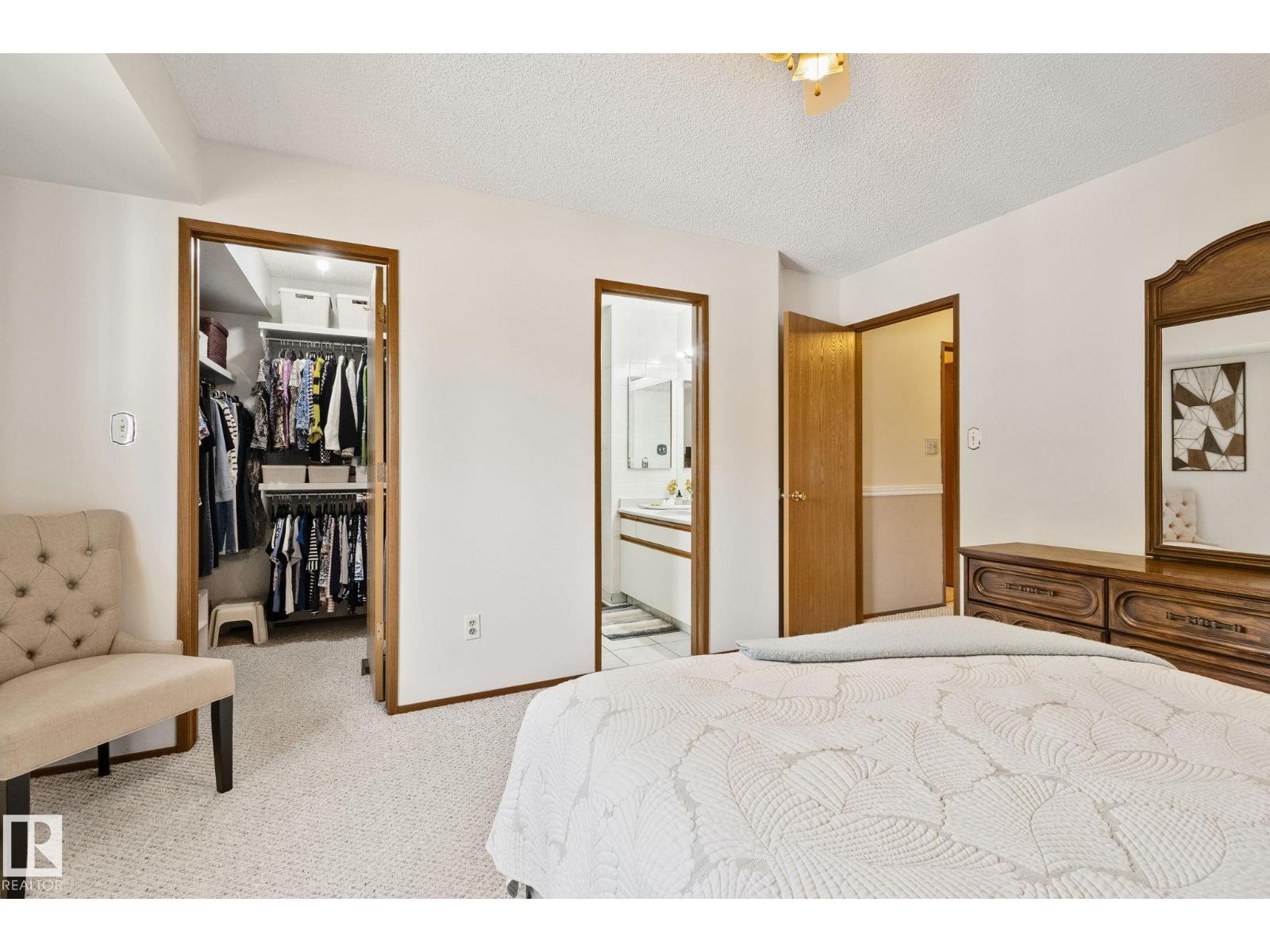 9532 175 AV NW - 16