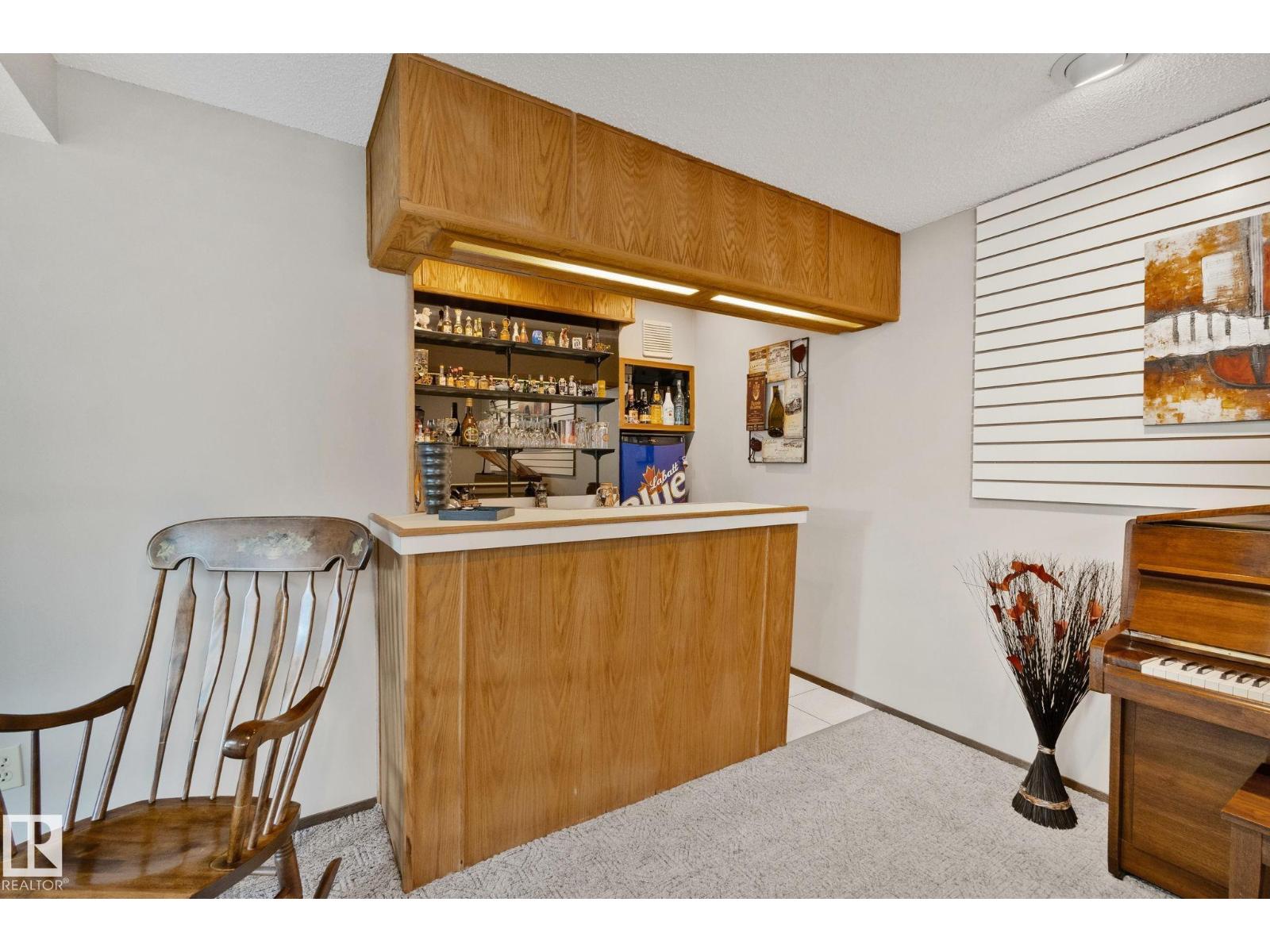 9532 175 AV NW - 19