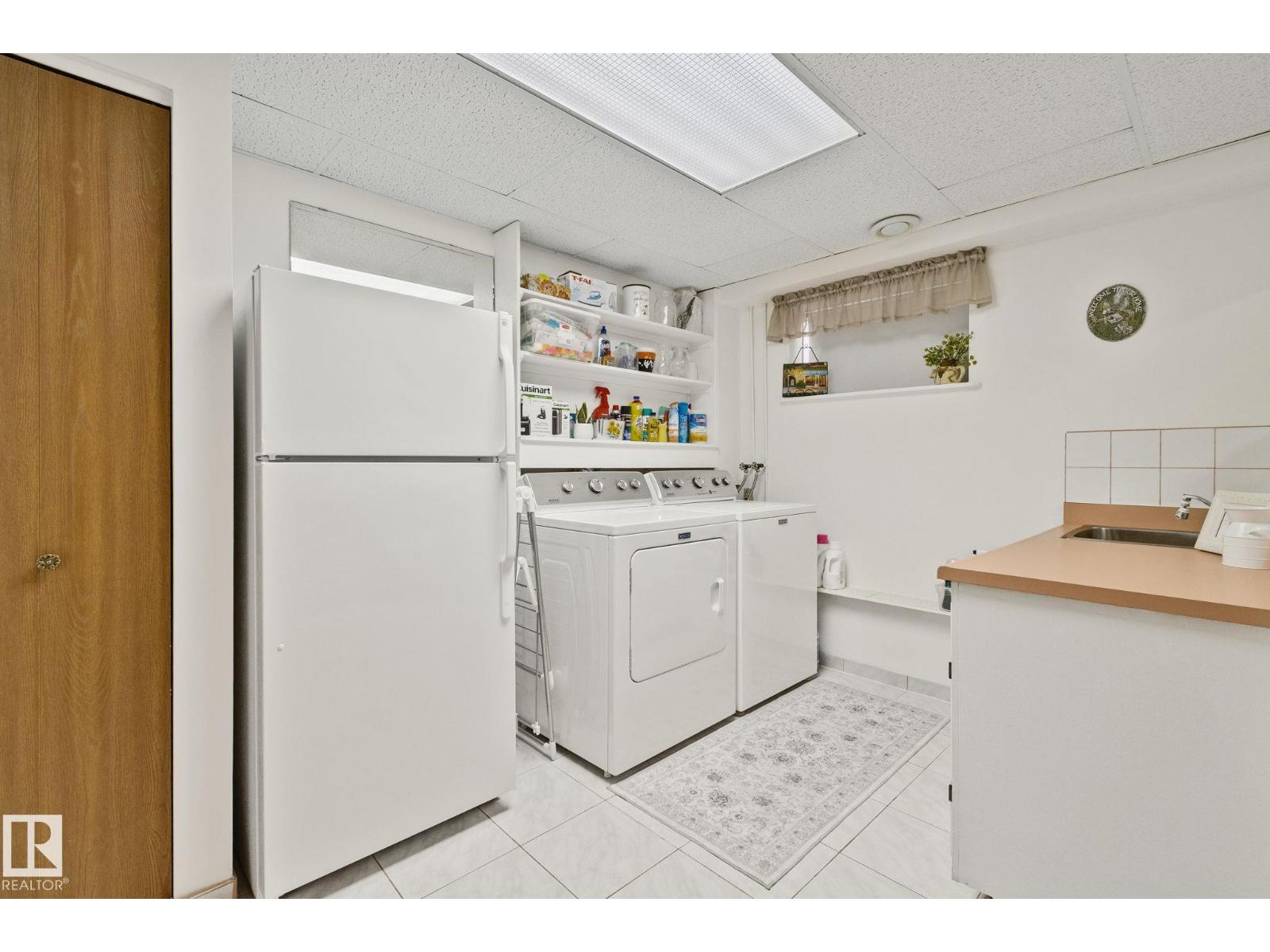 9532 175 AV NW - 22