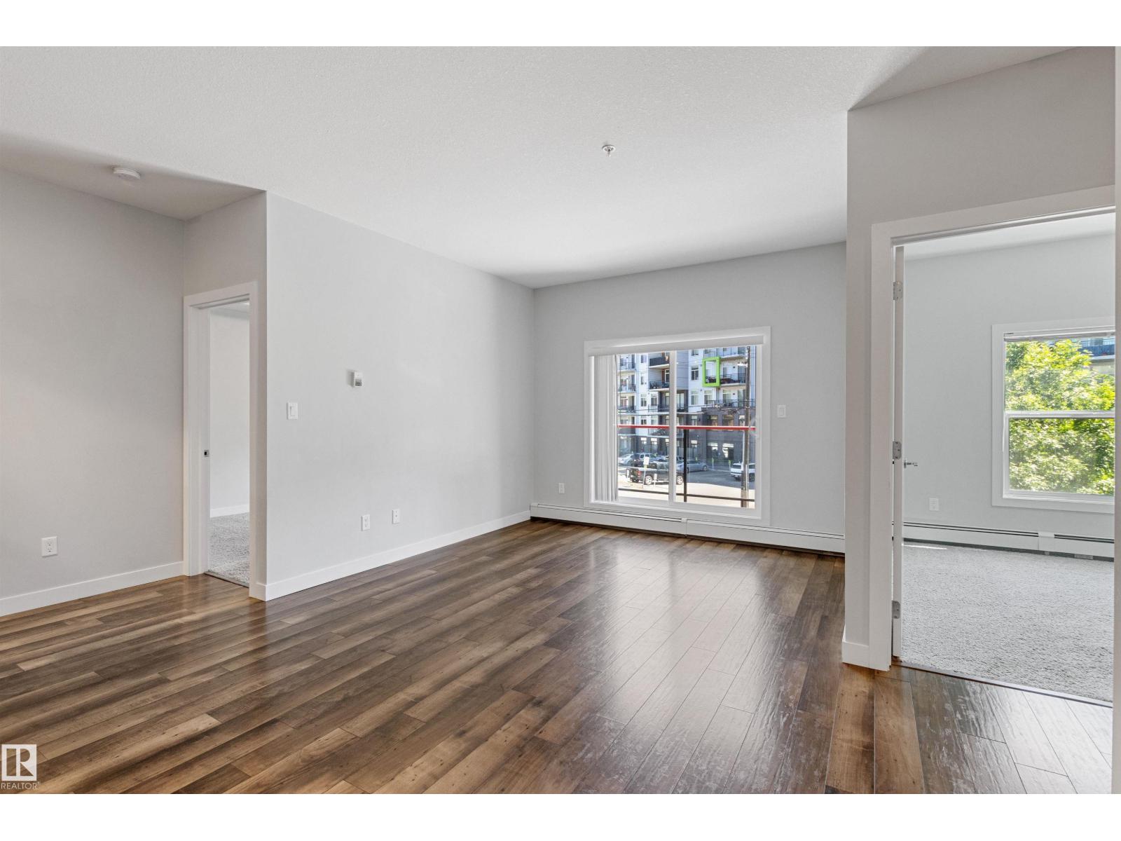 #210 10611 117 ST NW - 18