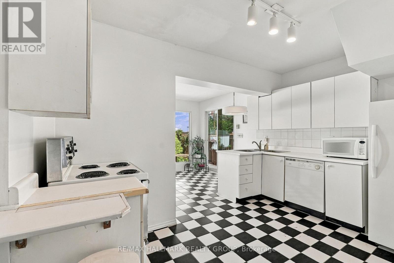 51 CLAREY AVENUE - 14