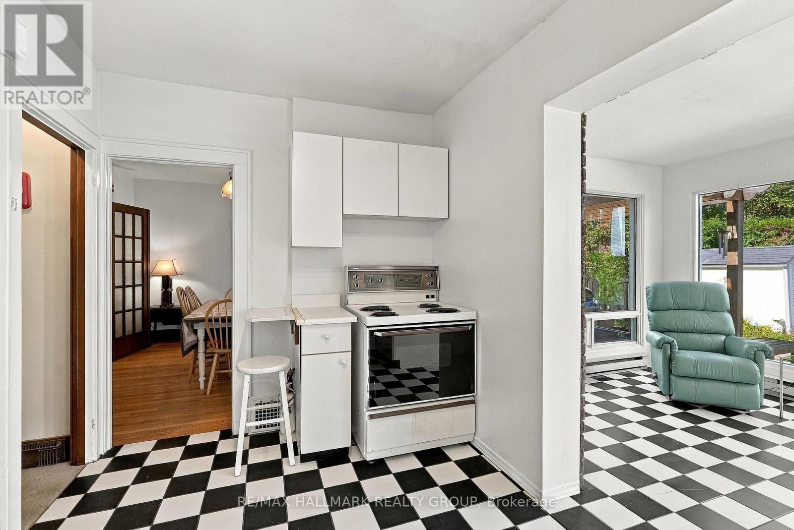 51 CLAREY AVENUE - 16