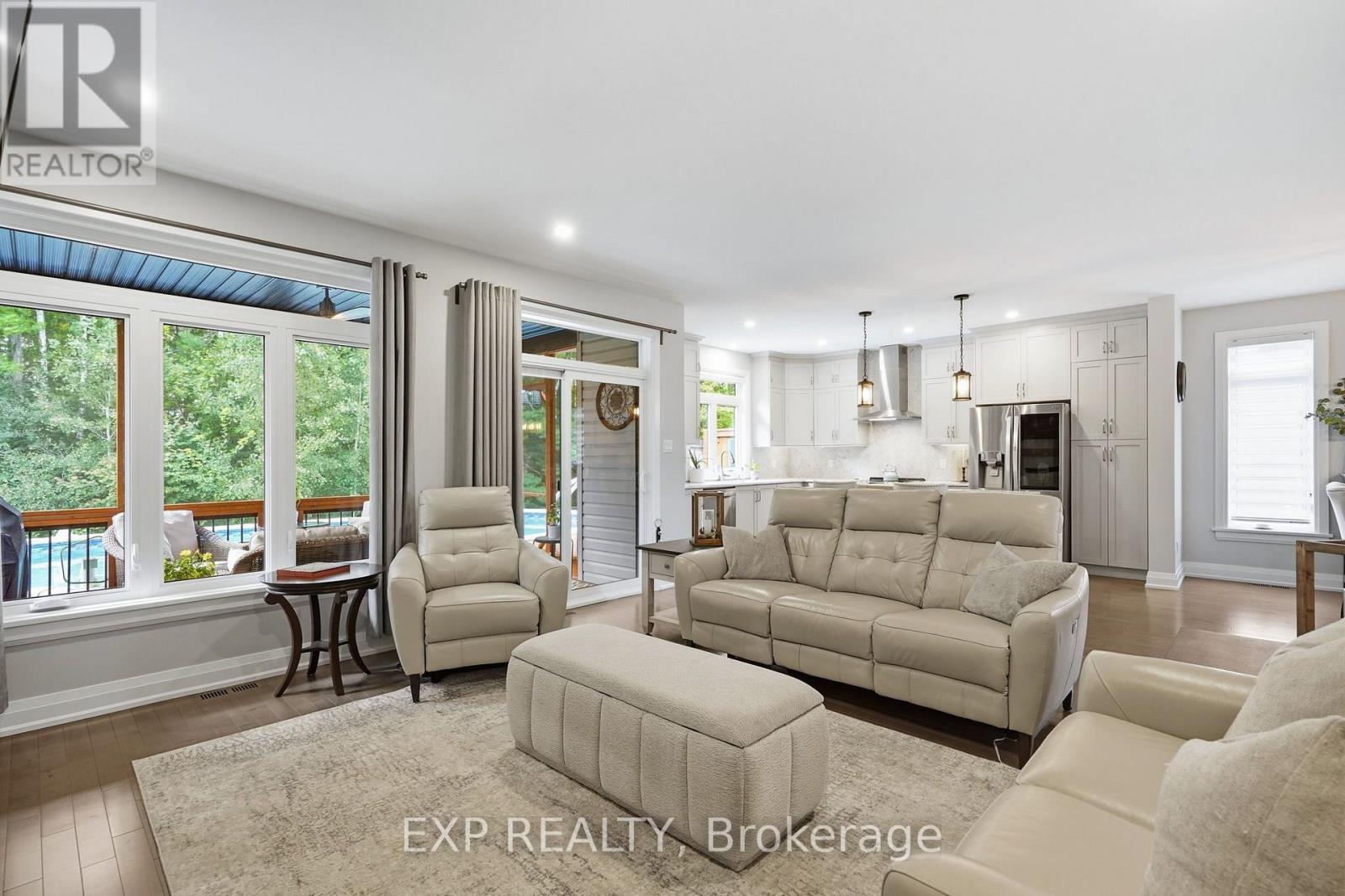 382 DORE STREET - 18