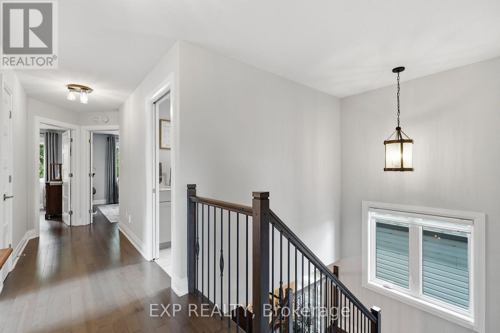 382 DORE STREET - 21