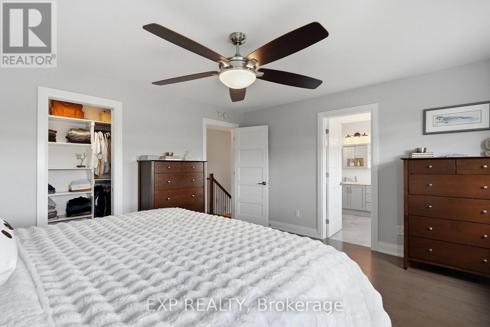 382 DORE STREET - 24