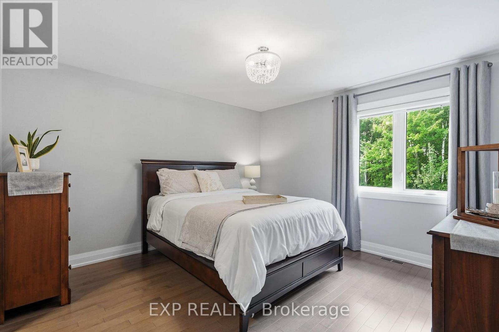 382 DORE STREET - Image 27