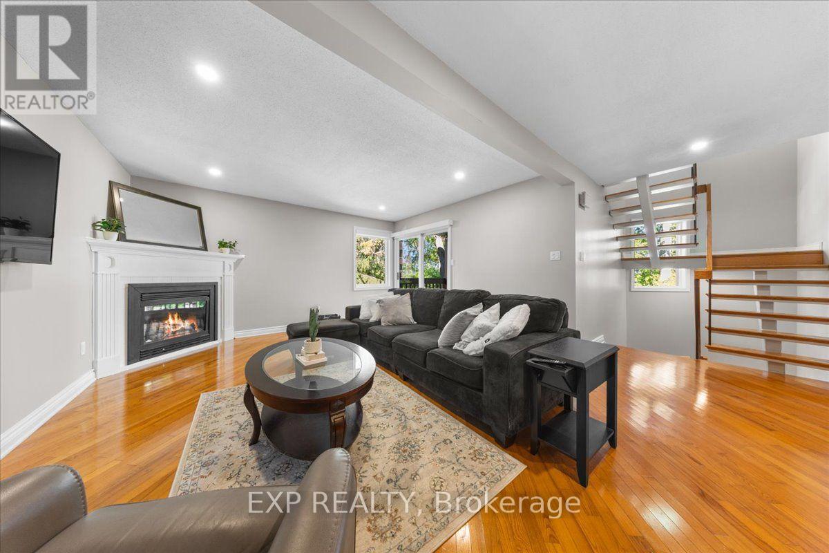 7 MAPLEHURST AVENUE - Image 12